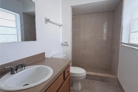 Adosado en alquiler en Orlando, Florida, 2 dormitorios, 120.4 m2 № 1757333 - foto 3