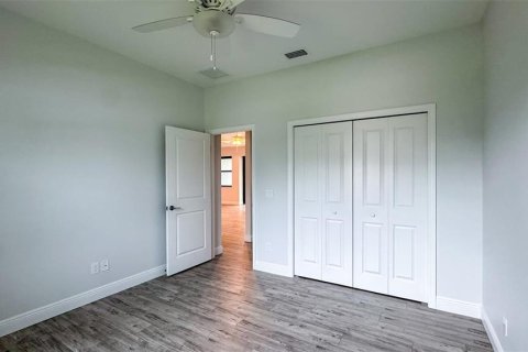 Villa ou maison à louer à North Port, Floride: 3 chambres, 157.19 m2 № 2418602 - photo 19