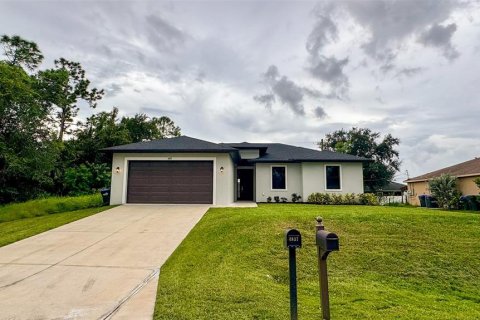 Villa ou maison à louer à North Port, Floride: 3 chambres, 157.19 m2 № 2418602 - photo 25