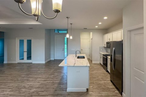 Villa ou maison à louer à North Port, Floride: 3 chambres, 157.19 m2 № 2418602 - photo 8