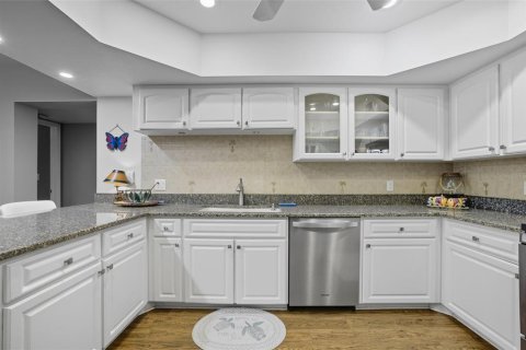 Copropriété à vendre à Punta Gorda, Floride: 3 chambres, 238.67 m2 № 2416312 - photo 4