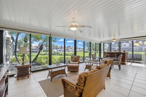Copropriété à vendre à Punta Gorda, Floride: 3 chambres, 238.67 m2 № 2416312 - photo 14