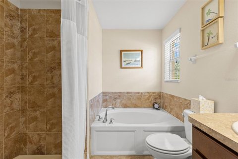 Townhouse in New Port Richey, Florida 3 bedrooms, 187.94 sq.m. № 2235516 - photo 27