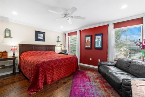 Townhouse in New Port Richey, Florida 3 bedrooms, 187.94 sq.m. № 2235516 - photo 24
