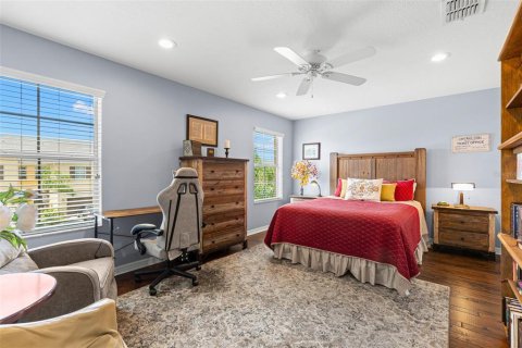 Townhouse in New Port Richey, Florida 3 bedrooms, 187.94 sq.m. № 2235516 - photo 29