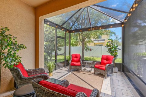 Townhouse in New Port Richey, Florida 3 bedrooms, 187.94 sq.m. № 2235516 - photo 15