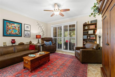 Townhouse in New Port Richey, Florida 3 bedrooms, 187.94 sq.m. № 2235516 - photo 11