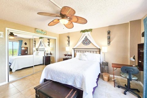 Condo in Flagler Beach, Florida, 1 bedroom № 2120281 - photo 16
