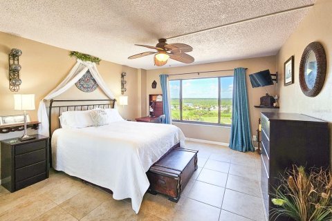 Condo in Flagler Beach, Florida, 1 bedroom № 2120281 - photo 14