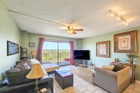 Condo in Flagler Beach, Florida, 1 bedroom № 2120281 - photo 4