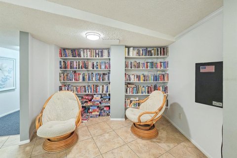 Condo in Flagler Beach, Florida, 1 bedroom № 2120281 - photo 27