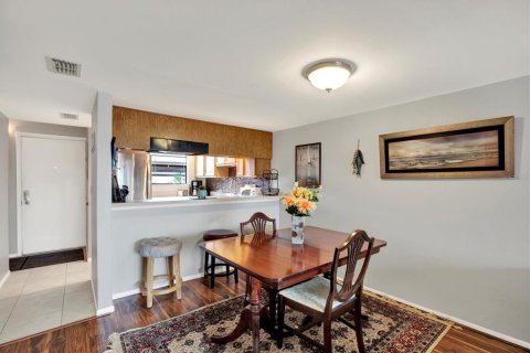 Adosado en venta en Seminole, Florida, 2 dormitorios, 94.3 m2 № 1518613 - foto 9