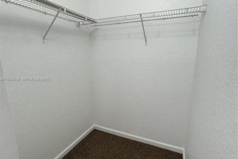 Touwnhouse à louer à Miami Gardens, Floride: 3 chambres, 133.78 m2 № 1999560 - photo 13