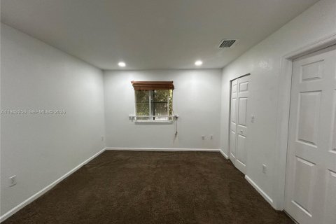 Touwnhouse à louer à Miami Gardens, Floride: 3 chambres, 133.78 m2 № 1999560 - photo 17