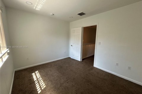 Touwnhouse à louer à Miami Gardens, Floride: 3 chambres, 133.78 m2 № 1999560 - photo 15