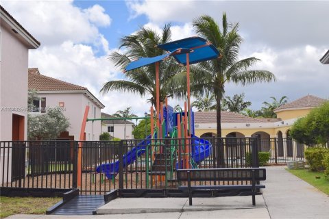 Touwnhouse à louer à Miami Gardens, Floride: 3 chambres, 133.78 m2 № 1999560 - photo 20