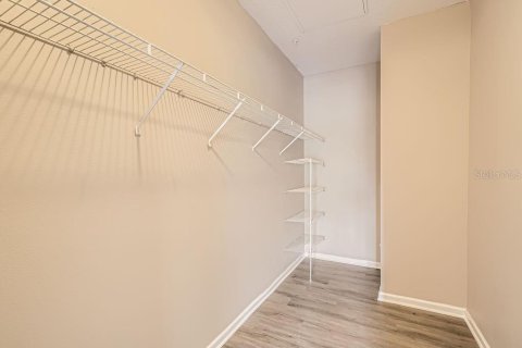 Condominio en venta en Orlando, Florida, 3 dormitorios, 144.37 m2 № 1657185 - foto 19