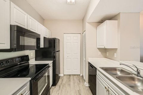 Condominio en venta en Orlando, Florida, 3 dormitorios, 144.37 m2 № 1657185 - foto 12