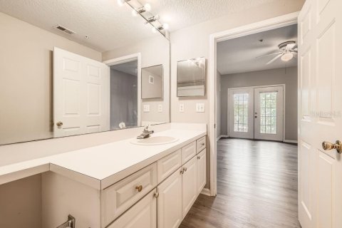 Condominio en venta en Orlando, Florida, 3 dormitorios, 144.37 m2 № 1657185 - foto 17