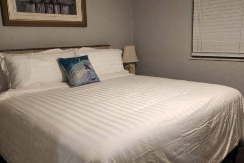 Condo in Englewood, Florida, 3 bedrooms  № 1256459 - photo 7