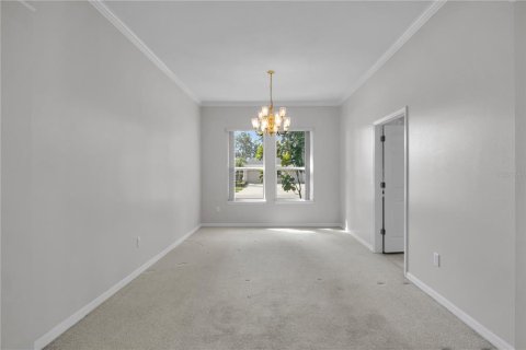House in Tampa, Florida 4 bedrooms, 279.73 sq.m. № 1878103 - photo 8