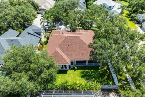 House in Tampa, Florida 4 bedrooms, 279.73 sq.m. № 1878103 - photo 4