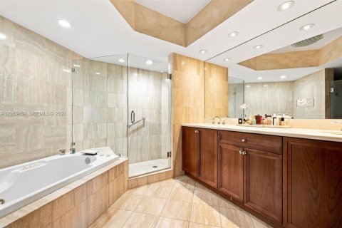 Copropriété à vendre à Aventura, Floride: 3 chambres, 173.73 m2 № 2265227 - photo 14