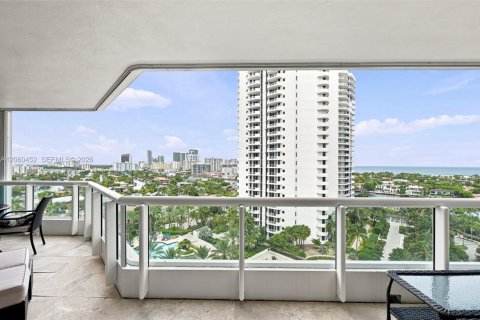 Copropriété à vendre à Aventura, Floride: 3 chambres, 173.73 m2 № 2265227 - photo 22
