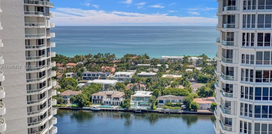 Condo à Aventura, Floride, 3 chambres № 2265227