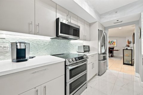 Copropriété à vendre à Aventura, Floride: 3 chambres, 173.73 m2 № 2265227 - photo 5