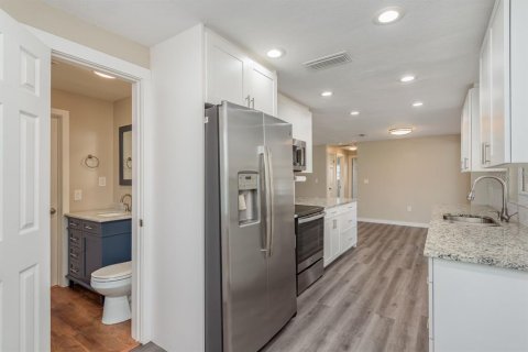 Villa ou maison à vendre à Dunedin, Floride: 2 chambres, 103.96 m2 № 1907643 - photo 12