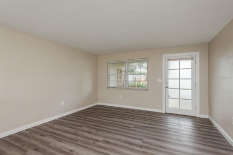 Villa ou maison à vendre à Dunedin, Floride: 2 chambres, 103.96 m2 № 1907643 - photo 4