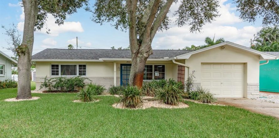 Villa ou maison à Dunedin, Floride 2 chambres, 103.96 m2 № 1907643