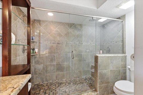 Condo in Orlando, Florida, 2 bedrooms  № 2099764 - photo 19