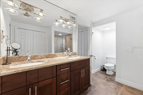 Condo in Orlando, Florida, 2 bedrooms  № 2099764 - photo 21