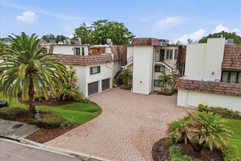Condo in Orlando, Florida, 2 bedrooms  № 2099764 - photo 3