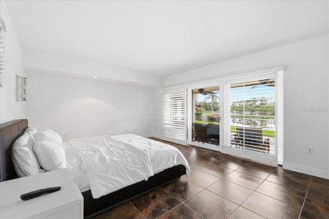 Condo in Orlando, Florida, 2 bedrooms  № 2099764 - photo 18