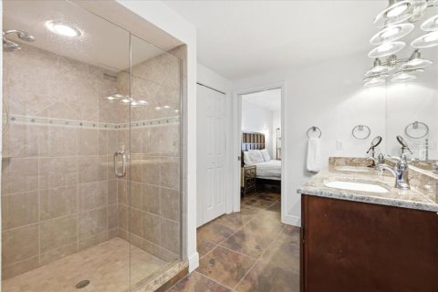 Condo in Orlando, Florida, 2 bedrooms  № 2099764 - photo 25