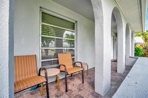 Condo in Bradenton, Florida, 2 bedrooms  № 2100803 - photo 15