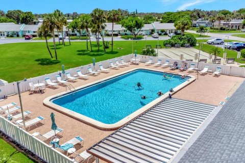 Condo in Bradenton, Florida, 2 bedrooms  № 2100803 - photo 9