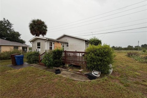 House in Haines City, Florida 2 bedrooms, 49.05 sq.m. № 2280518