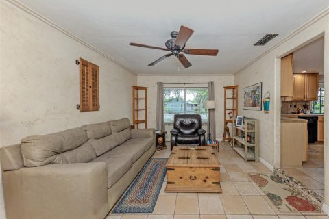 Villa ou maison à vendre à Nokomis, Floride: 2 chambres, 112.78 m2 № 2403543 - photo 11
