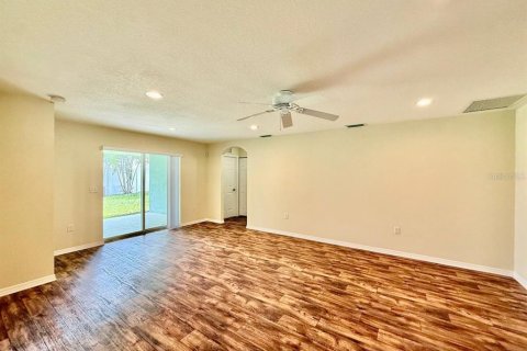 Villa ou maison à louer à Ruskin, Floride: 3 chambres, 134.99 m2 № 2388622 - photo 21