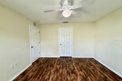Villa ou maison à louer à Ruskin, Floride: 3 chambres, 134.99 m2 № 2388622 - photo 23