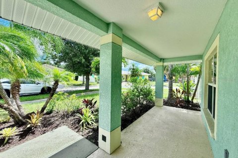 Villa ou maison à louer à Ruskin, Floride: 3 chambres, 134.99 m2 № 2388622 - photo 5