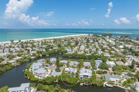 Casa en venta en Anna Maria, Florida, 5 dormitorios, 359.9 m2 № 1246462 - foto 2