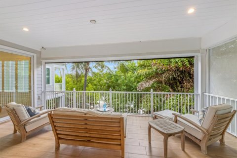 Casa en venta en Anna Maria, Florida, 5 dormitorios, 359.9 m2 № 1246462 - foto 15