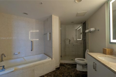 Copropriété à vendre à Fort Lauderdale, Floride: 2 chambres, 121.52 m2 № 1961095 - photo 19