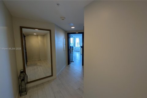 Copropriété à vendre à Fort Lauderdale, Floride: 2 chambres, 121.52 m2 № 1961095 - photo 21