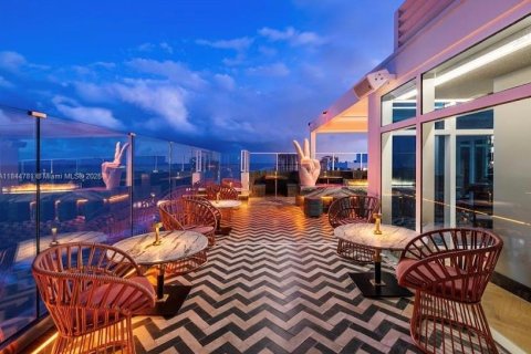 Copropriété à vendre à Fort Lauderdale, Floride: 2 chambres, 121.52 m2 № 1961095 - photo 30